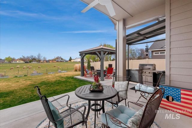 2996 E Onyx Ct, Nampa, ID 83686