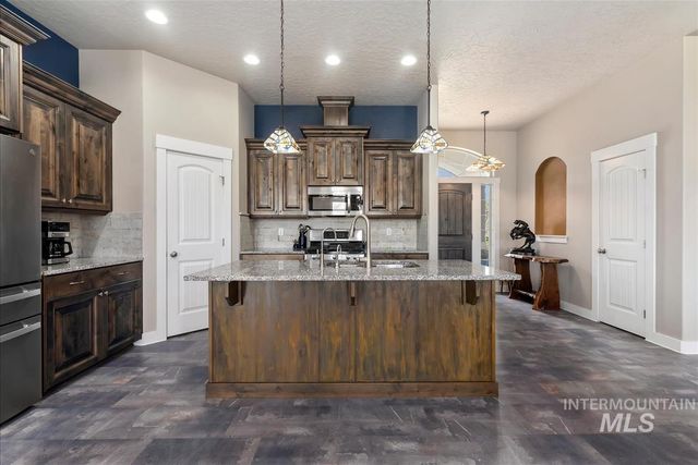 2996 E Onyx Ct, Nampa, ID 83686