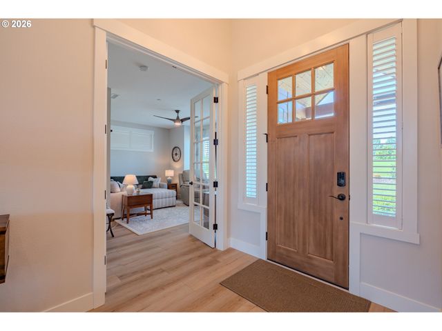 35127 Ne 92ND Ct, La Center, WA 98629