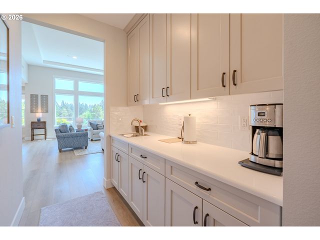 35127 Ne 92ND Ct, La Center, WA 98629