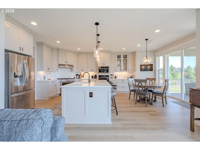 35127 Ne 92ND Ct, La Center, WA 98629