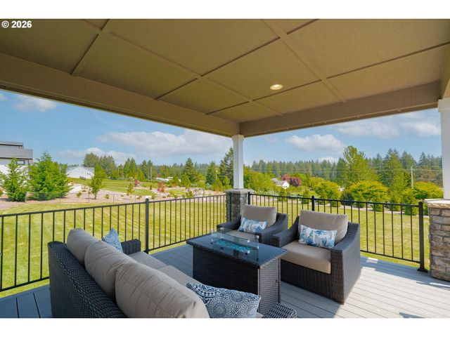 35127 Ne 92ND Ct, La Center, WA 98629