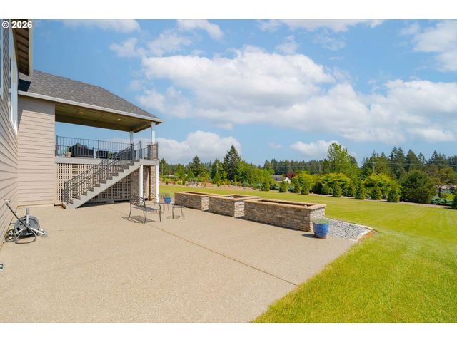 35127 Ne 92ND Ct, La Center, WA 98629
