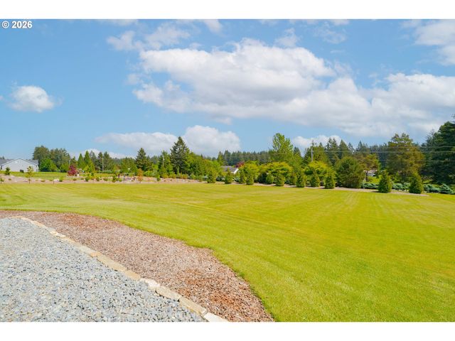 35127 Ne 92ND Ct, La Center, WA 98629