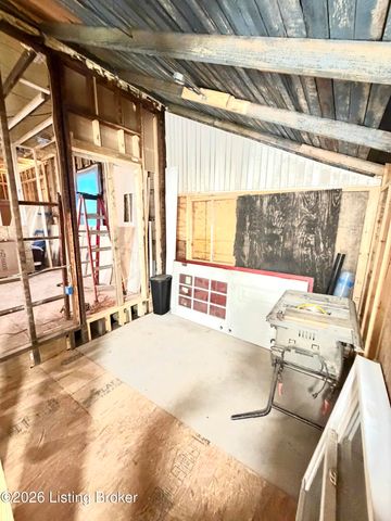 1328 S 17th St, Louisville, KY 40210