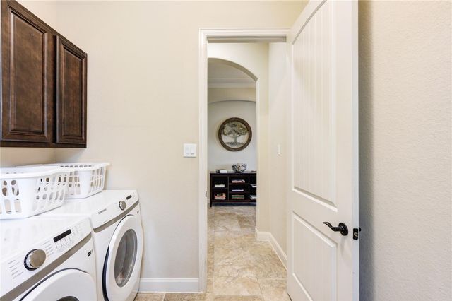 298 Clearwood Drive, League City, TX 77573