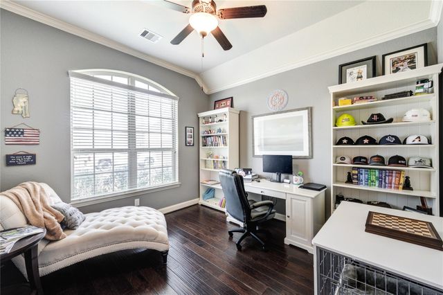 298 Clearwood Drive, League City, TX 77573