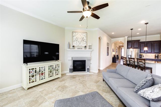 298 Clearwood Drive, League City, TX 77573