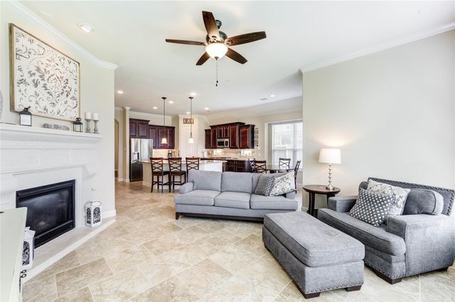 298 Clearwood Drive, League City, TX 77573