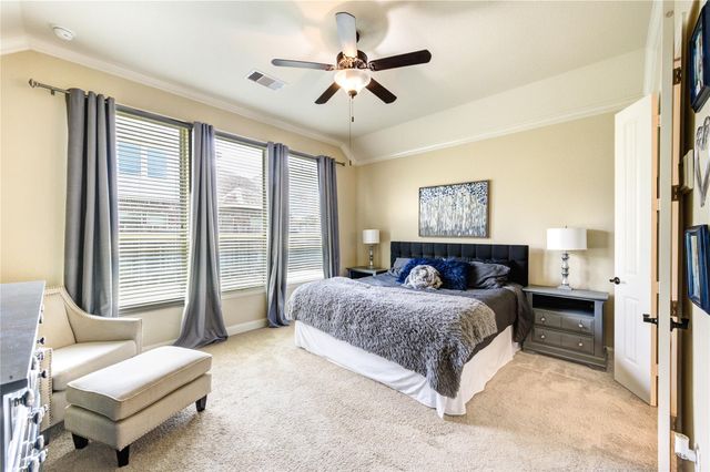 298 Clearwood Drive, League City, TX 77573