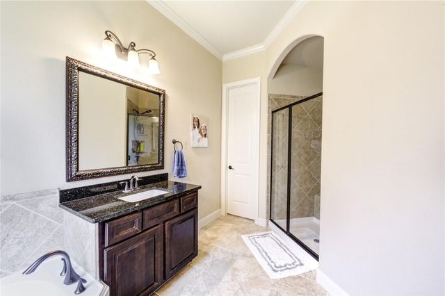 298 Clearwood Drive, League City, TX 77573