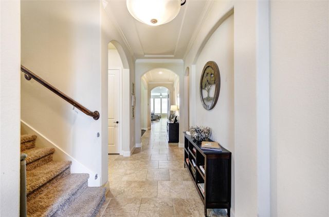 298 Clearwood Drive, League City, TX 77573