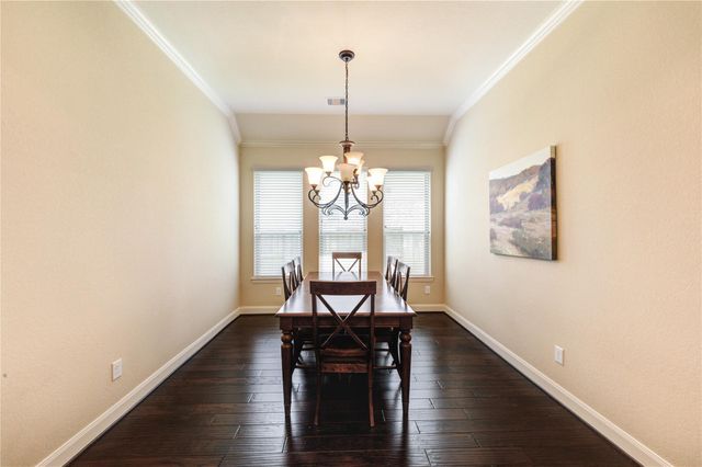 298 Clearwood Drive, League City, TX 77573