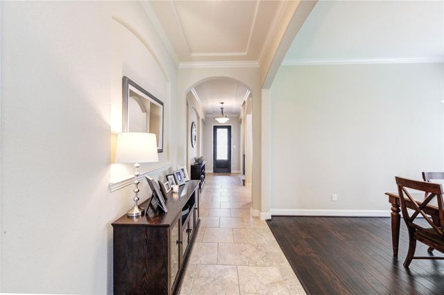 298 Clearwood Drive, League City, TX 77573