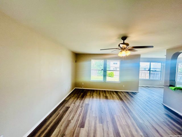 322 CANDY DR, Converse, TX 78109