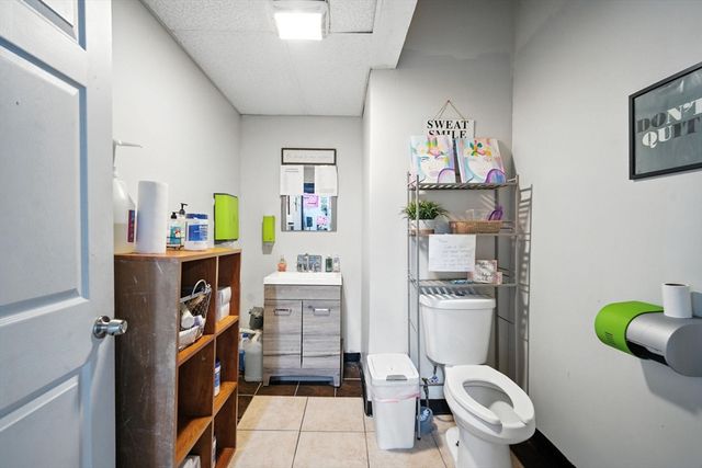 218-226 Saint James Blvd, Springfield, MA 01104