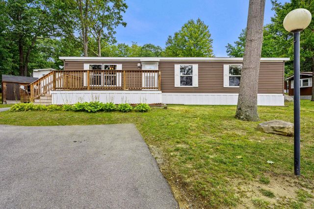 5 N Fuchsia Drive, Rochester, NH 03867