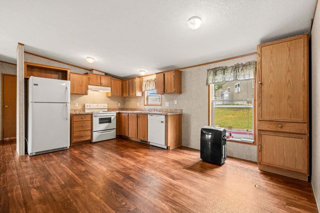 5 N Fuchsia Drive, Rochester, NH 03867