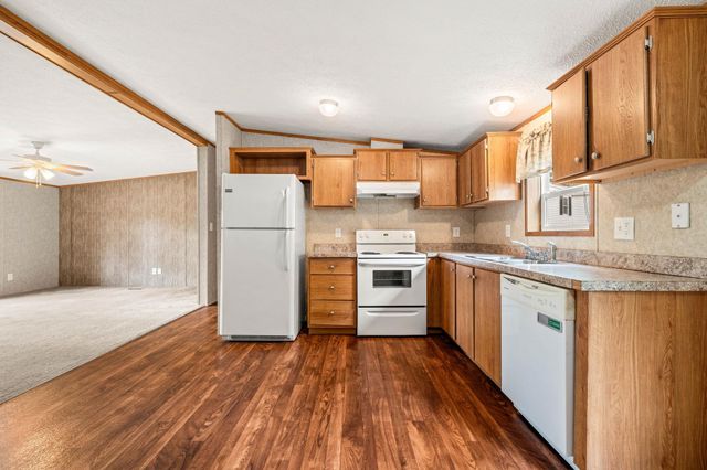 5 N Fuchsia Drive, Rochester, NH 03867