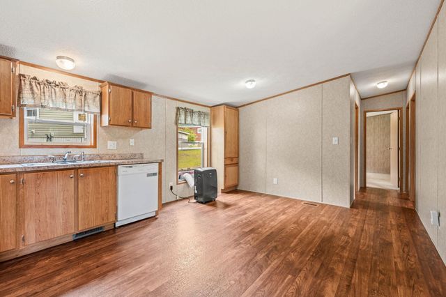 5 N Fuchsia Drive, Rochester, NH 03867