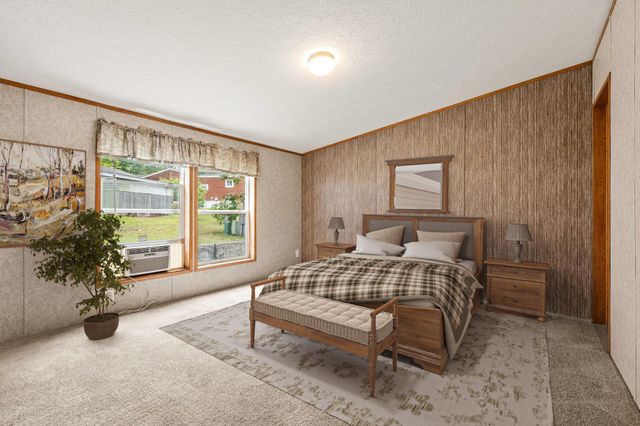 5 N Fuchsia Drive, Rochester, NH 03867