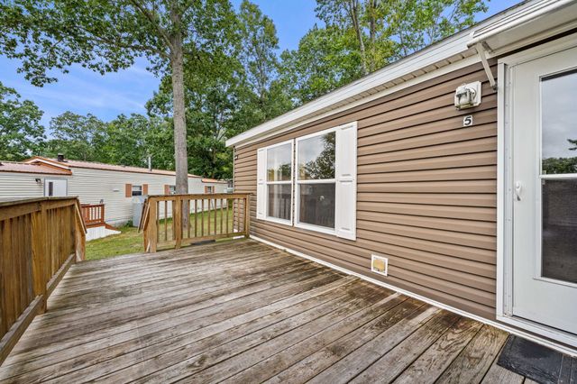 5 N Fuchsia Drive, Rochester, NH 03867