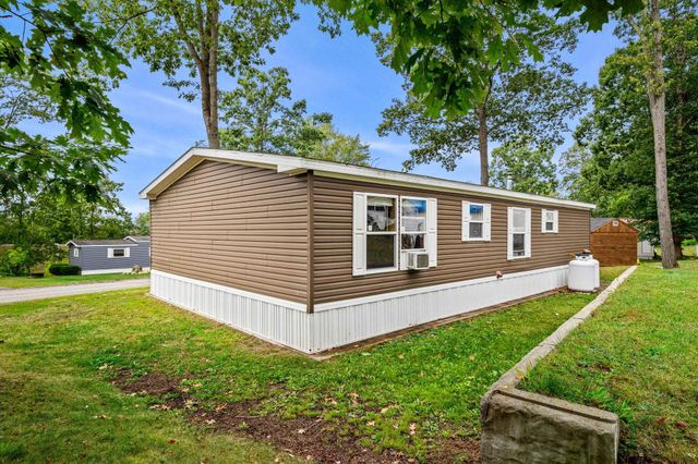 5 N Fuchsia Drive, Rochester, NH 03867