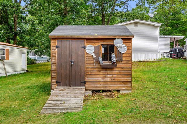 5 N Fuchsia Drive, Rochester, NH 03867