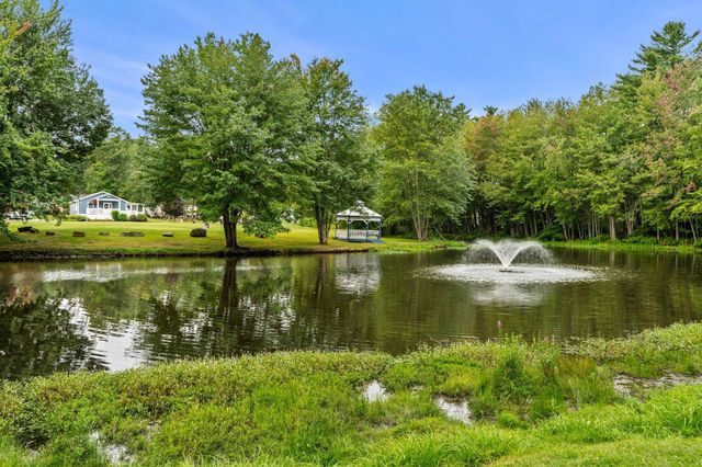 5 N Fuchsia Drive, Rochester, NH 03867