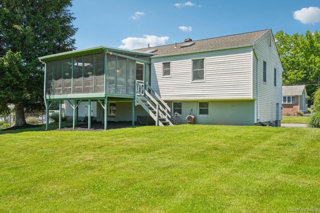 12 Bayview Drive, Stony Point, NY 10980