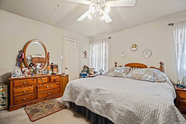 13651 Bridgeview, San Antonio, TX 78247