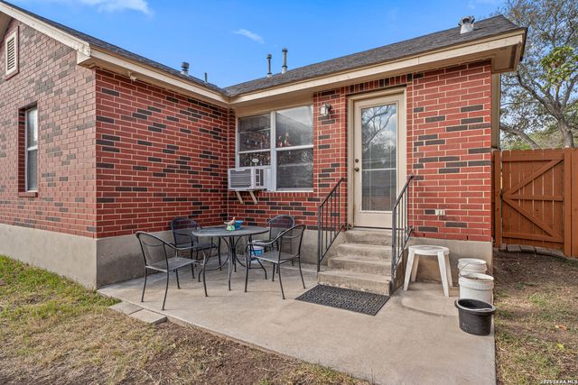 13651 Bridgeview, San Antonio, TX 78247