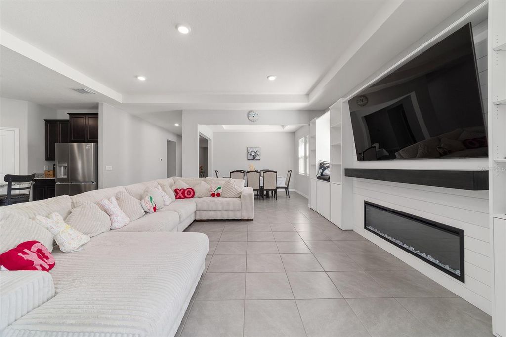 Image 19 of property listing at 5902 SW 80TH PLACE, Ocala, FL 34476