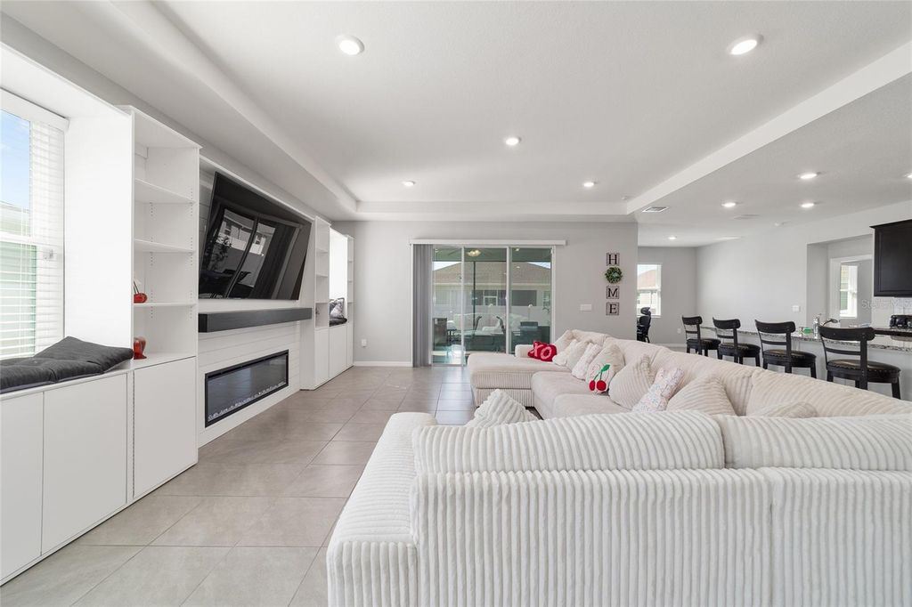 Image 23 of property listing at 5902 SW 80TH PLACE, Ocala, FL 34476