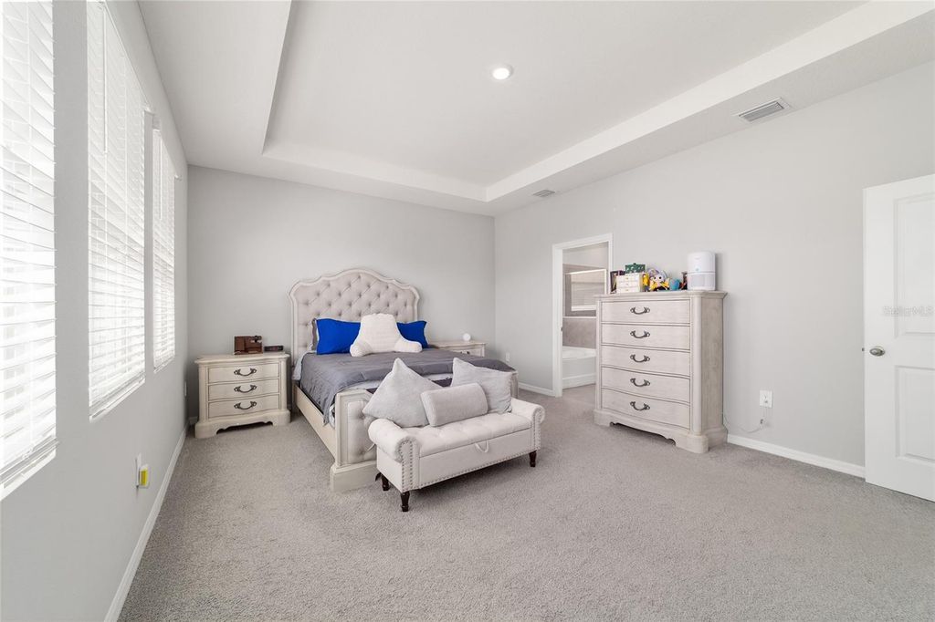 Image 42 of property listing at 5902 SW 80TH PLACE, Ocala, FL 34476