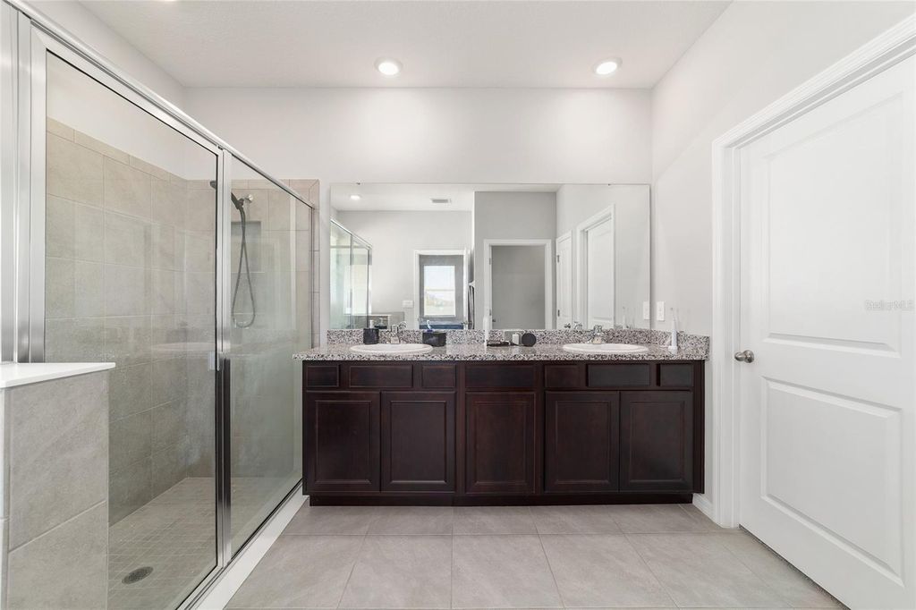 Image 45 of property listing at 5902 SW 80TH PLACE, Ocala, FL 34476