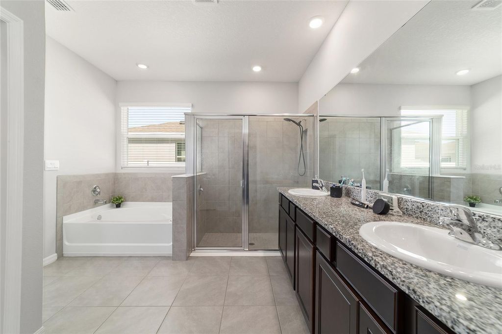 Image 47 of property listing at 5902 SW 80TH PLACE, Ocala, FL 34476