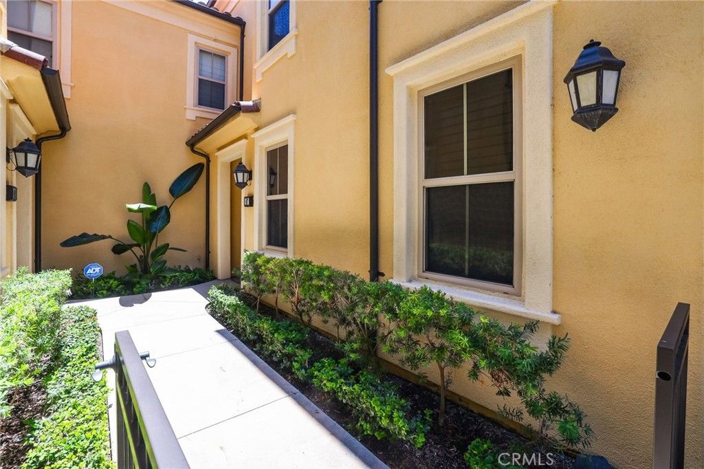 47 Mayfair, Irvine, CA 92620 — photo 4