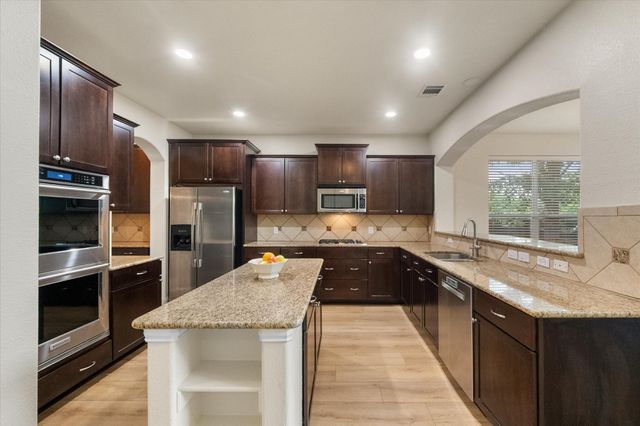 4421 Don Drive, Mansfield, TX 76063
