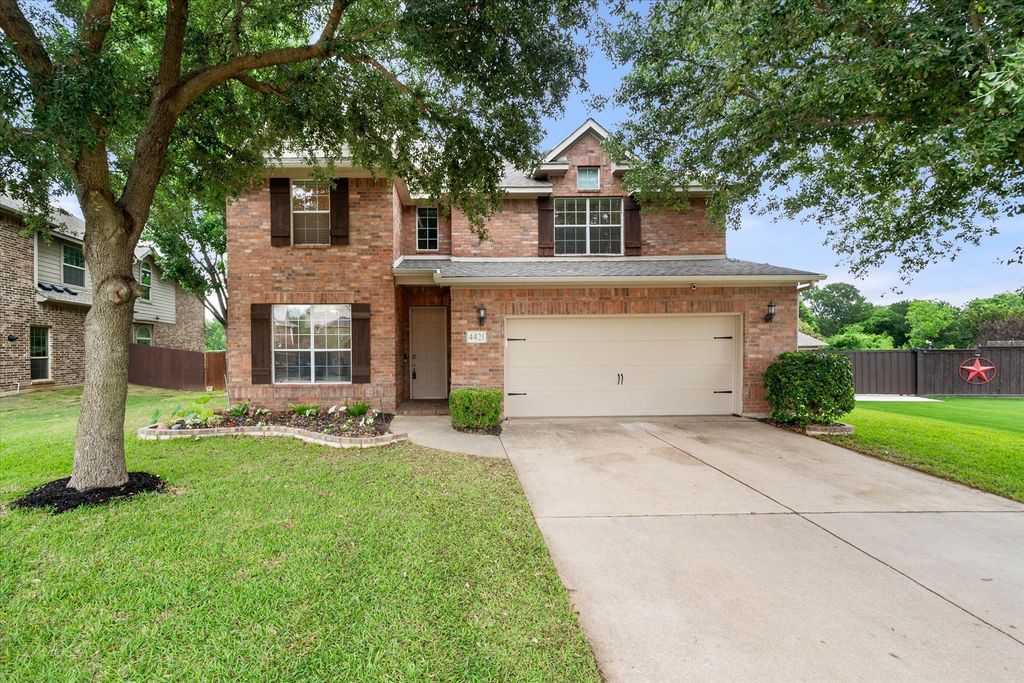 4421 Don Drive, Mansfield, TX 76063