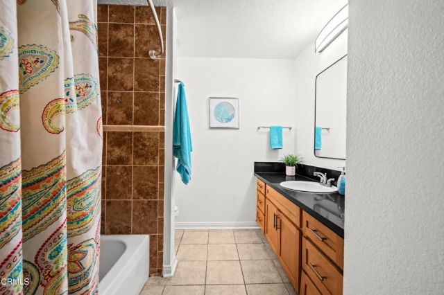 4200 Via Arbolada 123, Los Angeles, CA 90042