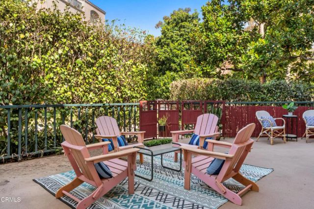 4200 Via Arbolada 123, Los Angeles, CA 90042
