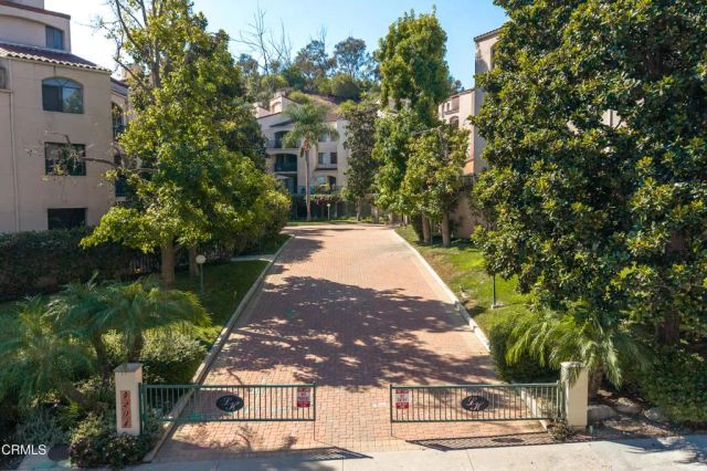 4200 Via Arbolada 123, Los Angeles, CA 90042
