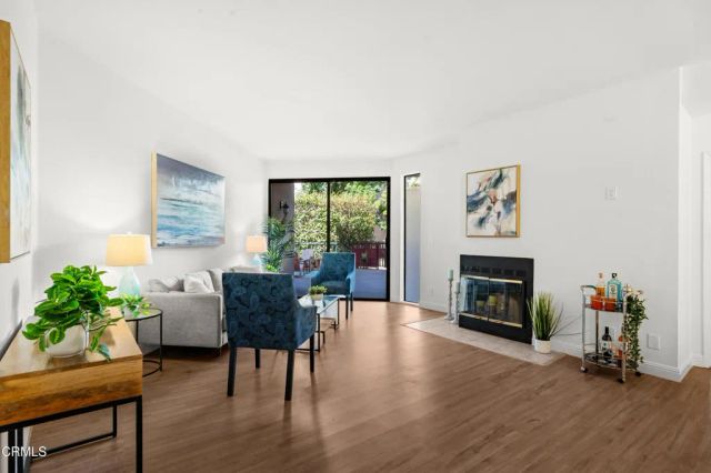 4200 Via Arbolada 123, Los Angeles, CA 90042