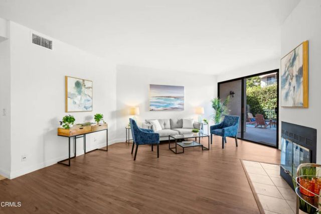 4200 Via Arbolada 123, Los Angeles, CA 90042