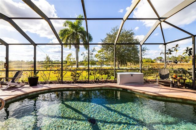 8010 Fountain Mist, Lehigh Acres, FL 33972