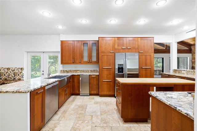 181 N SMOKEY MOUNTAIN ROAD, Seffner, FL 33584