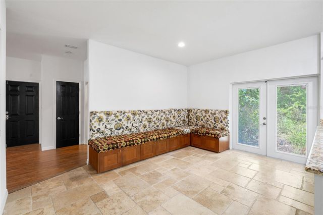 181 N SMOKEY MOUNTAIN ROAD, Seffner, FL 33584