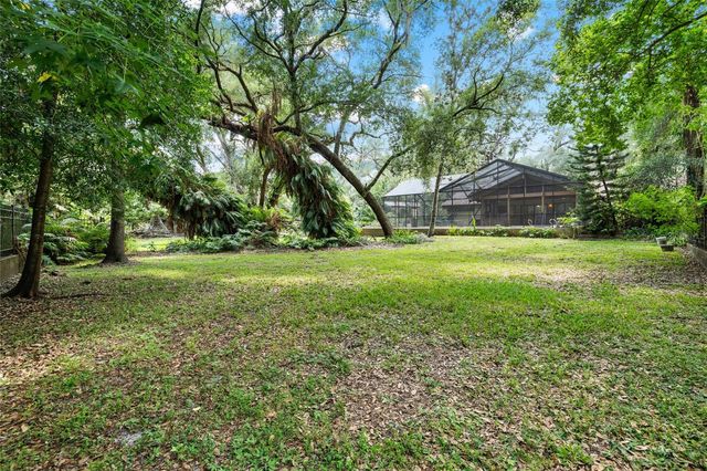 181 N SMOKEY MOUNTAIN ROAD, Seffner, FL 33584