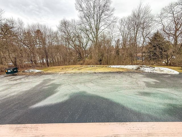 95 High St C, Uxbridge, MA 01569